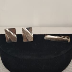 Lord Newport Vintage Cufflinks Tie Clip Set mcm VINTAGE Silver Tone Jewelry